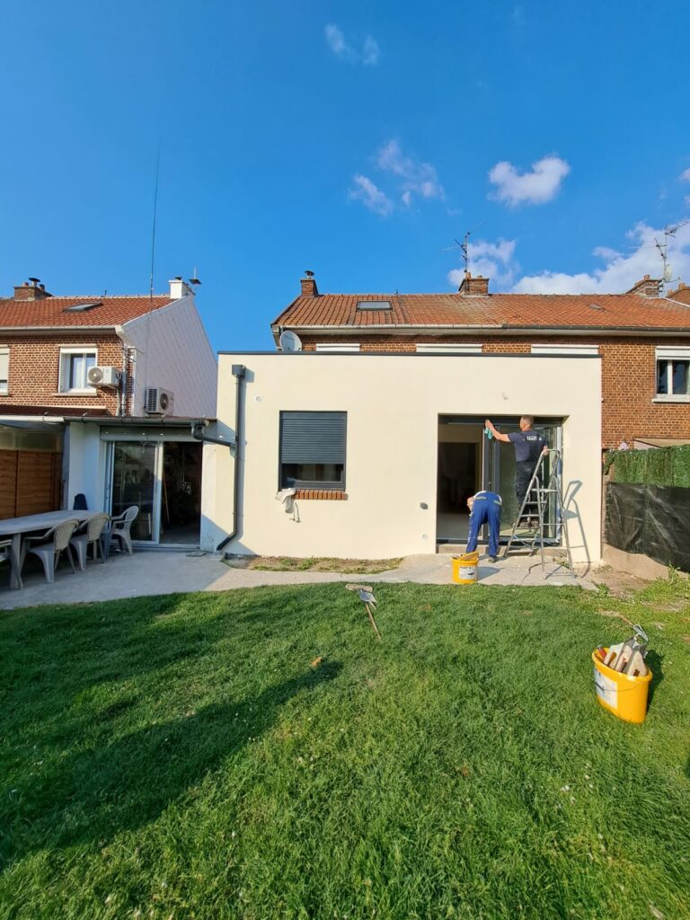 Vue finale extension maison moderne à Onnaing (59)